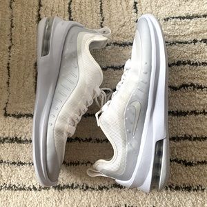 NWT Nike Air Max